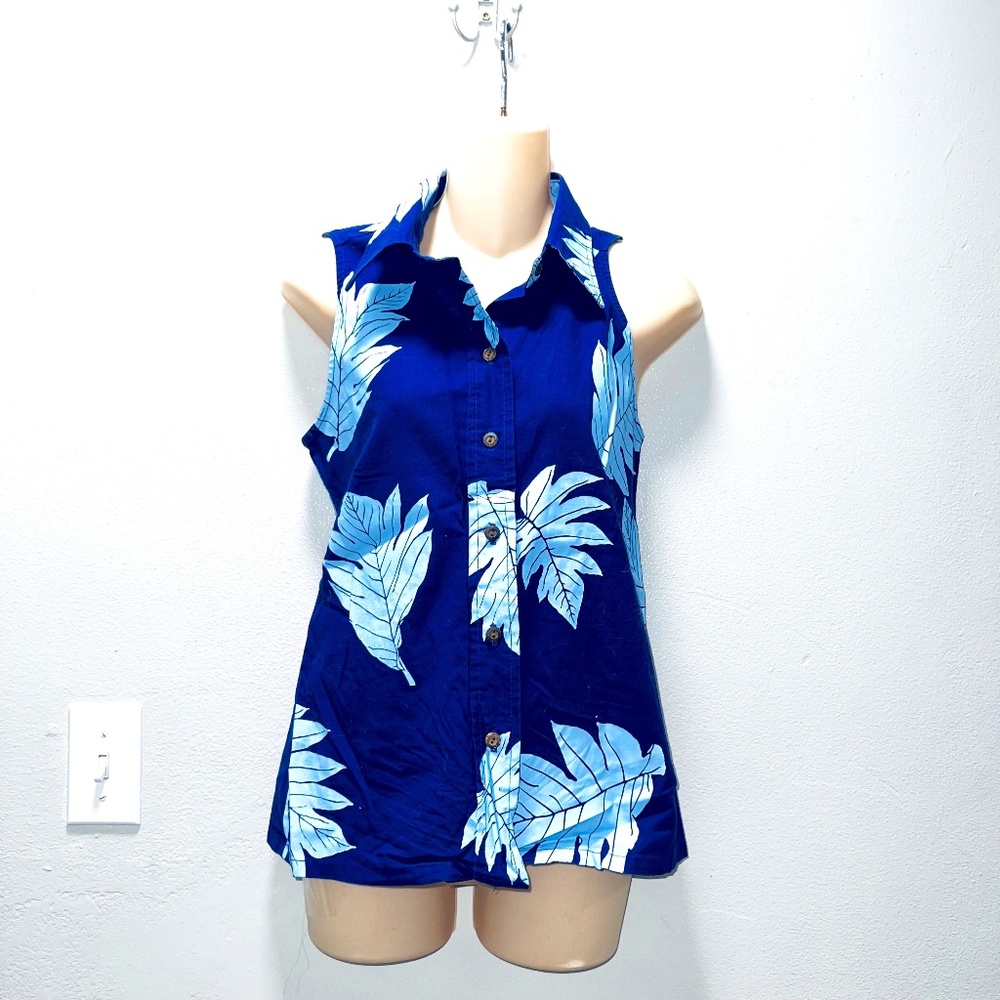 Sig Zane Blue Button Down Leaf Print Top sz M